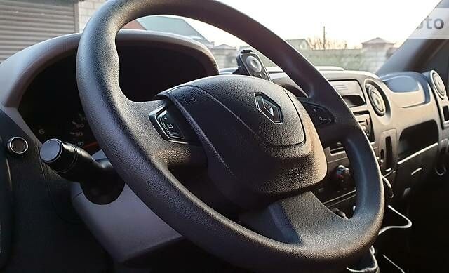 Белый Рено Мастер, объемом двигателя 2.3 л и пробегом 171 тыс. км за 19800 $, фото 14 на Automoto.ua