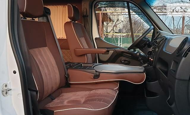 Белый Рено Мастер, объемом двигателя 2.3 л и пробегом 171 тыс. км за 19800 $, фото 28 на Automoto.ua