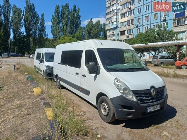 Белый Рено Мастер, объемом двигателя 2.3 л и пробегом 695 тыс. км за 13000 $, фото 1 на Automoto.ua