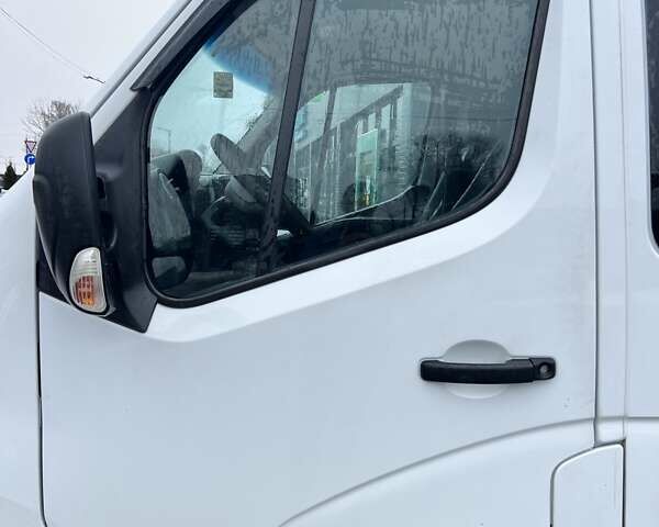 Білий Рено Мастєр, об'ємом двигуна 2.3 л та пробігом 400 тис. км за 16700 $, фото 12 на Automoto.ua