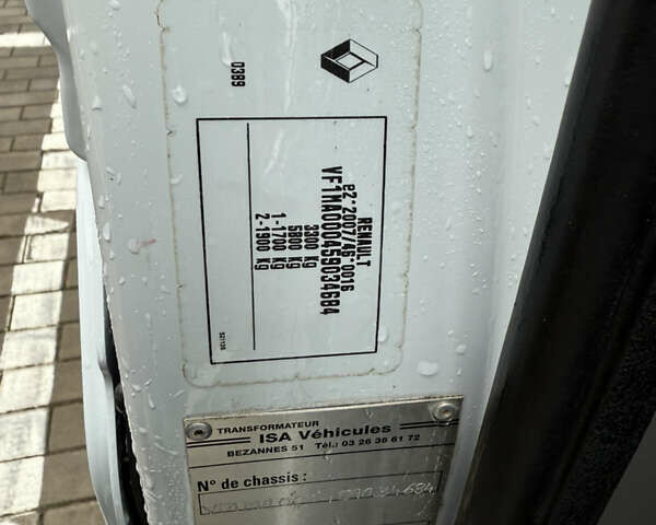 Білий Рено Мастєр, об'ємом двигуна 2.3 л та пробігом 340 тис. км за 16500 $, фото 56 на Automoto.ua