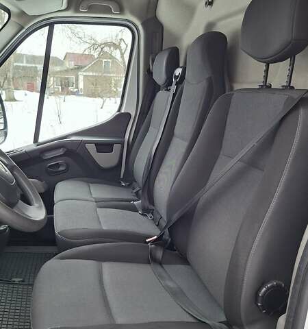 Білий Рено Мастєр, об'ємом двигуна 2.3 л та пробігом 214 тис. км за 14800 $, фото 19 на Automoto.ua