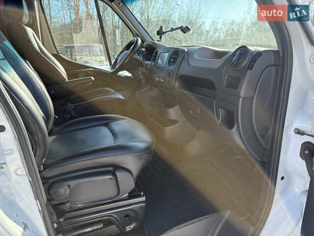 Білий Рено Мастєр, об'ємом двигуна 2.3 л та пробігом 370 тис. км за 14800 $, фото 10 на Automoto.ua