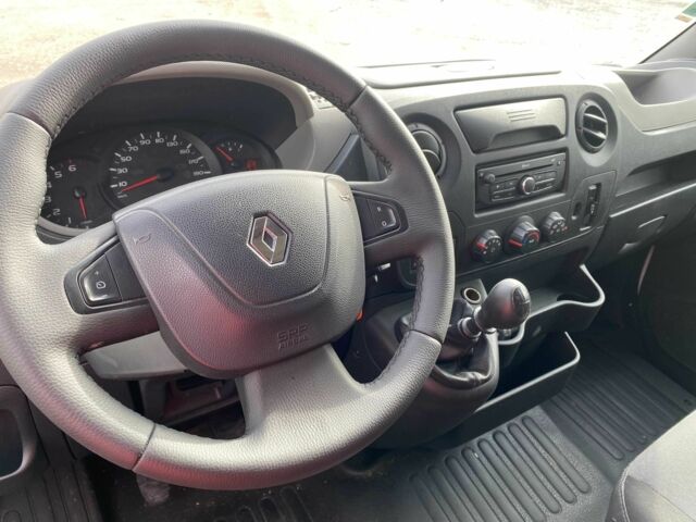 Белый Рено Мастер, объемом двигателя 2.3 л и пробегом 215 тыс. км за 16700 $, фото 11 на Automoto.ua