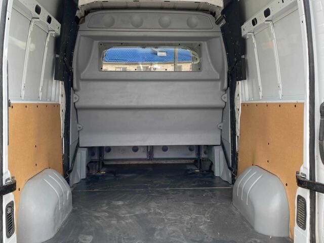 Белый Рено Мастер, объемом двигателя 2.3 л и пробегом 215 тыс. км за 16700 $, фото 7 на Automoto.ua