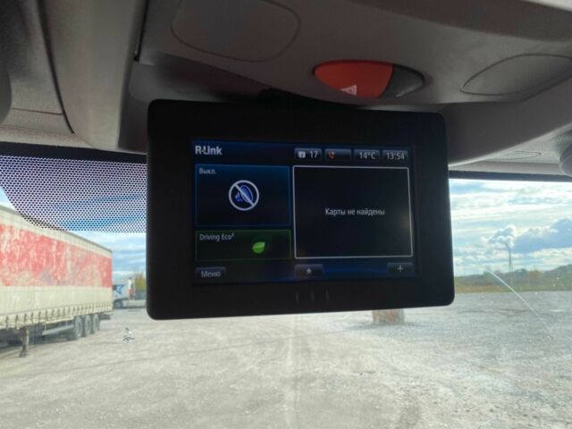 Белый Рено Мастер, объемом двигателя 2.3 л и пробегом 215 тыс. км за 16700 $, фото 10 на Automoto.ua