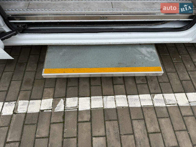Білий Рено Мастєр, об'ємом двигуна 2.3 л та пробігом 340 тис. км за 16500 $, фото 69 на Automoto.ua