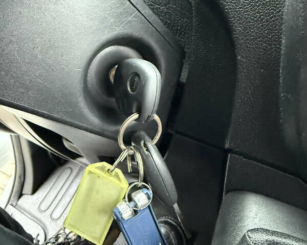 Білий Рено Мастєр, об'ємом двигуна 2.3 л та пробігом 340 тис. км за 16500 $, фото 45 на Automoto.ua