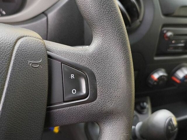 Білий Рено Мастєр, об'ємом двигуна 2.3 л та пробігом 228 тис. км за 16500 $, фото 14 на Automoto.ua
