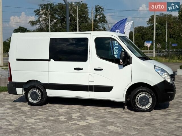 Белый Рено Мастер, объемом двигателя 2.3 л и пробегом 240 тыс. км за 15400 $, фото 5 на Automoto.ua