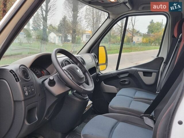 Белый Рено Мастер, объемом двигателя 2.3 л и пробегом 357 тыс. км за 14700 $, фото 12 на Automoto.ua