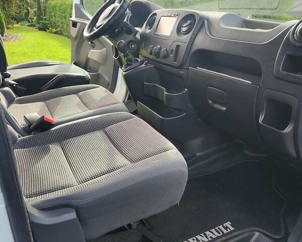 Білий Рено Мастєр, об'ємом двигуна 2.3 л та пробігом 268 тис. км за 18300 $, фото 10 на Automoto.ua