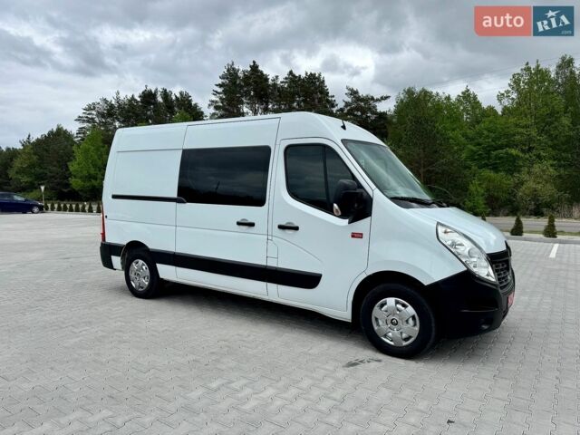 Белый Рено Мастер, объемом двигателя 2.3 л и пробегом 259 тыс. км за 17700 $, фото 6 на Automoto.ua