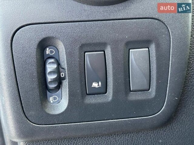 Білий Рено Мастєр, об'ємом двигуна 2.3 л та пробігом 160 тис. км за 16590 $, фото 21 на Automoto.ua