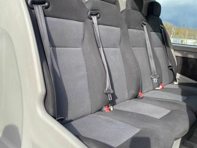 Белый Рено Мастер, объемом двигателя 2.3 л и пробегом 215 тыс. км за 16700 $, фото 9 на Automoto.ua