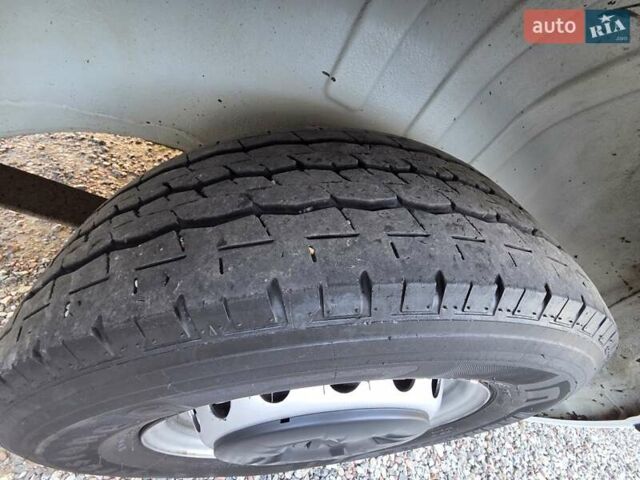 Белый Рено Мастер, объемом двигателя 2.3 л и пробегом 188 тыс. км за 18600 $, фото 43 на Automoto.ua