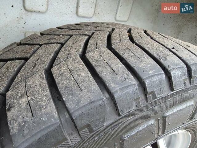 Білий Рено Мастєр, об'ємом двигуна 2.3 л та пробігом 181 тис. км за 20700 $, фото 10 на Automoto.ua