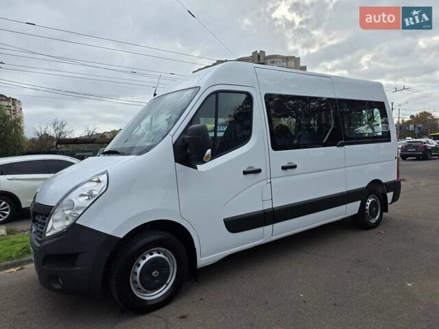 Белый Рено Мастер, объемом двигателя 2.3 л и пробегом 188 тыс. км за 19700 $, фото 1 на Automoto.ua
