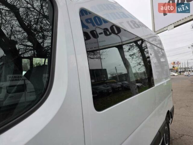 Білий Рено Мастєр, об'ємом двигуна 2.3 л та пробігом 181 тис. км за 20700 $, фото 33 на Automoto.ua