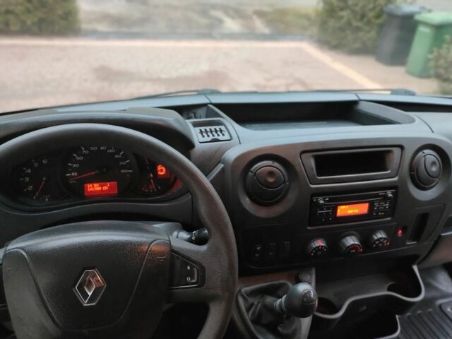 Белый Рено Мастер, объемом двигателя 2.3 л и пробегом 140 тыс. км за 9100 $, фото 12 на Automoto.ua