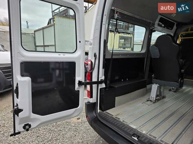 Белый Рено Мастер, объемом двигателя 2.3 л и пробегом 188 тыс. км за 19700 $, фото 15 на Automoto.ua