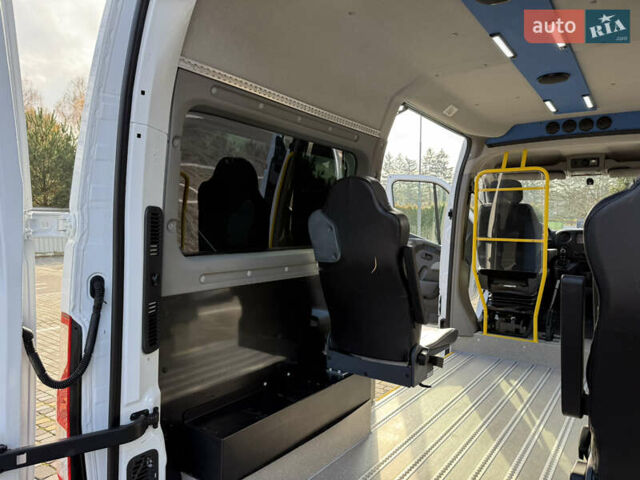 Білий Рено Мастєр, об'ємом двигуна 2.3 л та пробігом 265 тис. км за 17300 $, фото 58 на Automoto.ua