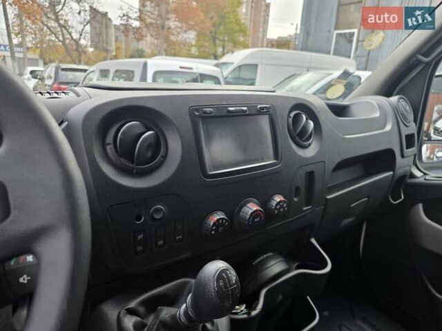 Белый Рено Мастер, объемом двигателя 2.3 л и пробегом 188 тыс. км за 19700 $, фото 41 на Automoto.ua