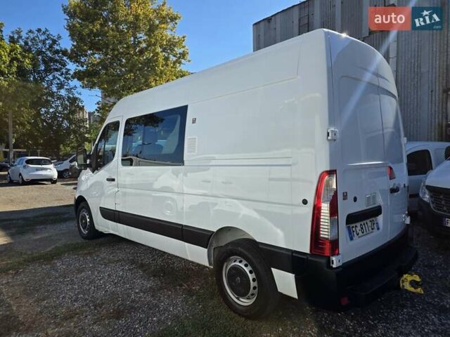 Белый Рено Мастер, объемом двигателя 2.3 л и пробегом 188 тыс. км за 18600 $, фото 12 на Automoto.ua