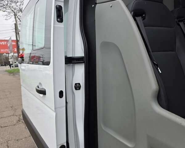 Білий Рено Мастєр, об'ємом двигуна 2.3 л та пробігом 181 тис. км за 20700 $, фото 45 на Automoto.ua