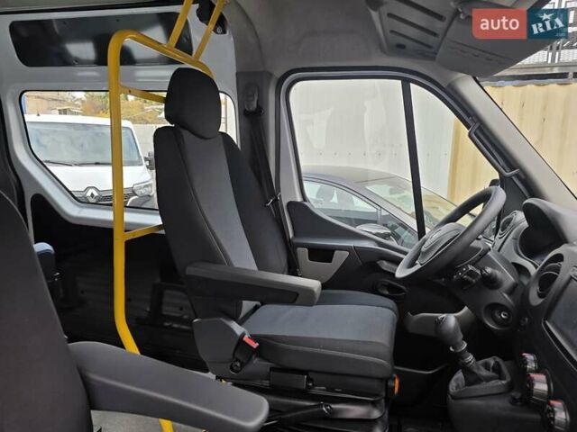 Белый Рено Мастер, объемом двигателя 2.3 л и пробегом 188 тыс. км за 19700 $, фото 46 на Automoto.ua
