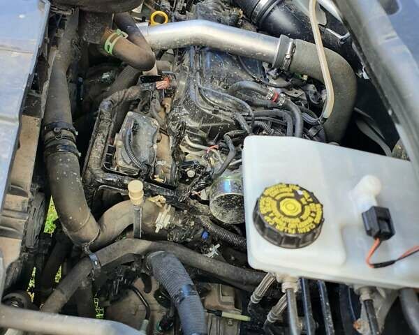 Белый Рено Мастер, объемом двигателя 2.3 л и пробегом 242 тыс. км за 18888 $, фото 3 на Automoto.ua