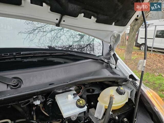 Білий Рено Мастєр, об'ємом двигуна 2.3 л та пробігом 181 тис. км за 20700 $, фото 56 на Automoto.ua