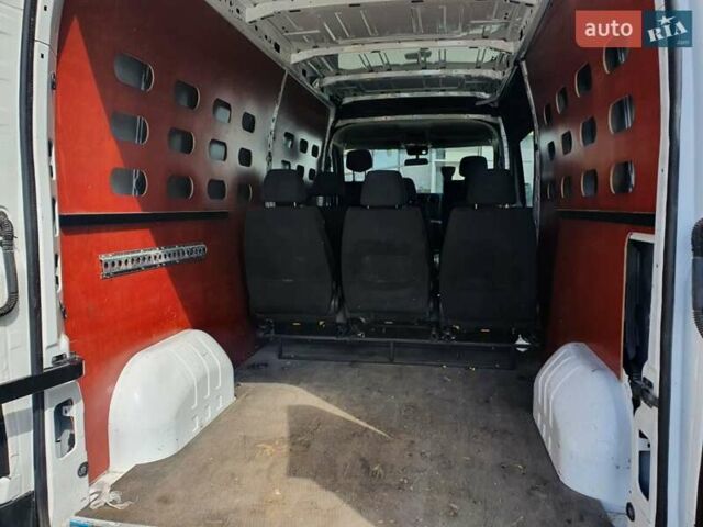 Белый Рено Мастер, объемом двигателя 2.3 л и пробегом 242 тыс. км за 18888 $, фото 32 на Automoto.ua