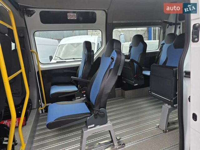 Белый Рено Мастер, объемом двигателя 2.3 л и пробегом 188 тыс. км за 19700 $, фото 56 на Automoto.ua