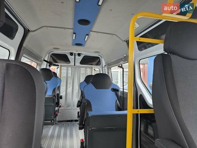 Белый Рено Мастер, объемом двигателя 2.3 л и пробегом 188 тыс. км за 19700 $, фото 47 на Automoto.ua