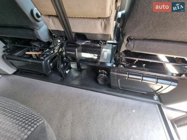 Білий Рено Мастєр, об'ємом двигуна 2.3 л та пробігом 190 тис. км за 25500 $, фото 31 на Automoto.ua