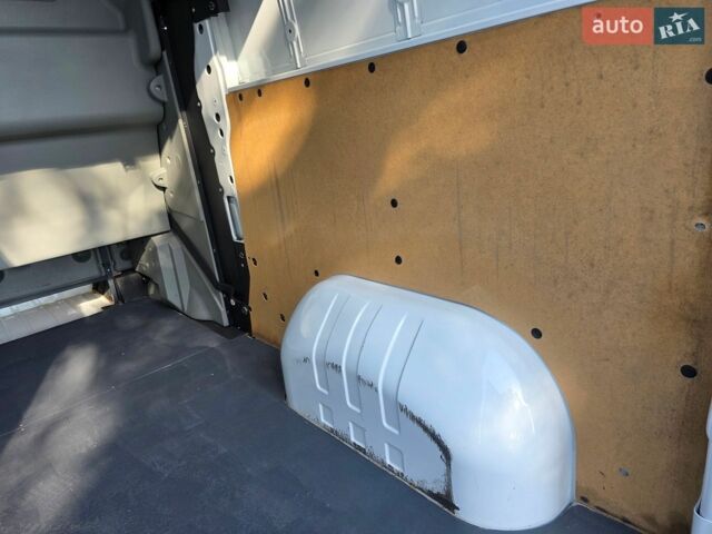 Белый Рено Мастер, объемом двигателя 2.3 л и пробегом 130 тыс. км за 20500 $, фото 79 на Automoto.ua