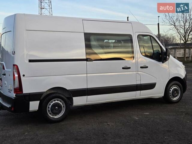 Белый Рено Мастер, объемом двигателя 2.3 л и пробегом 201 тыс. км за 18900 $, фото 39 на Automoto.ua