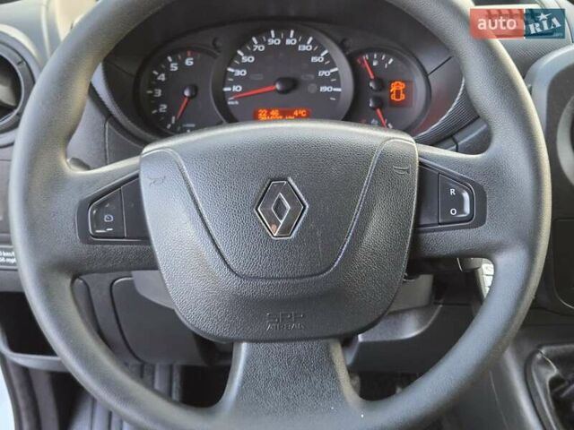 Белый Рено Мастер, объемом двигателя 2.3 л и пробегом 201 тыс. км за 18900 $, фото 12 на Automoto.ua