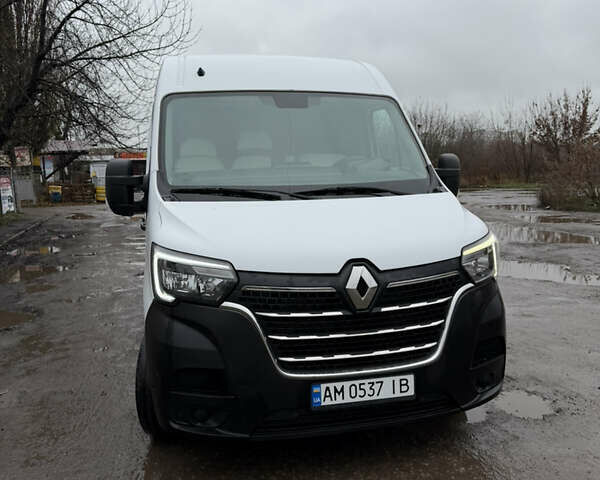 Белый Рено Мастер, объемом двигателя 2.3 л и пробегом 198 тыс. км за 29900 $, фото 5 на Automoto.ua