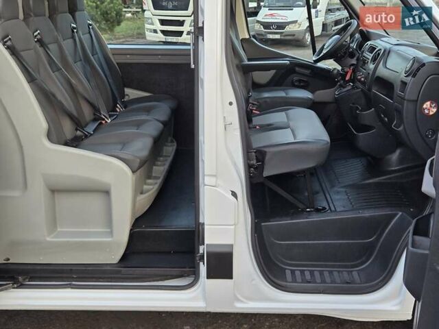 Белый Рено Мастер, объемом двигателя 2.3 л и пробегом 201 тыс. км за 18900 $, фото 19 на Automoto.ua