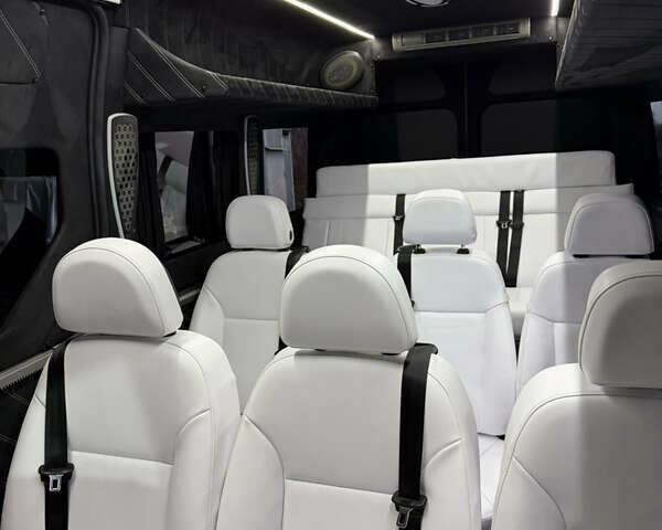 Белый Рено Мастер, объемом двигателя 2.3 л и пробегом 198 тыс. км за 29900 $, фото 21 на Automoto.ua