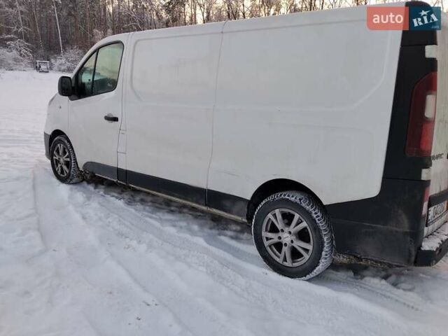 Белый Рено Мастер, объемом двигателя 1.6 л и пробегом 193 тыс. км за 17400 $, фото 3 на Automoto.ua