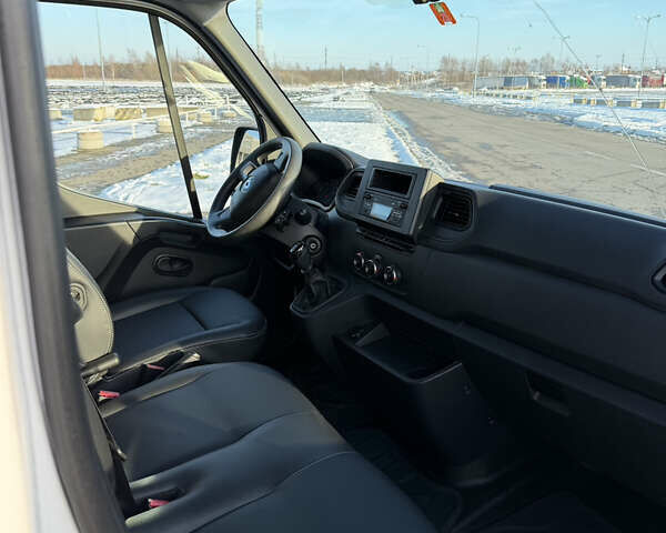 Білий Рено Мастєр, об'ємом двигуна 2.3 л та пробігом 253 тис. км за 26300 $, фото 16 на Automoto.ua