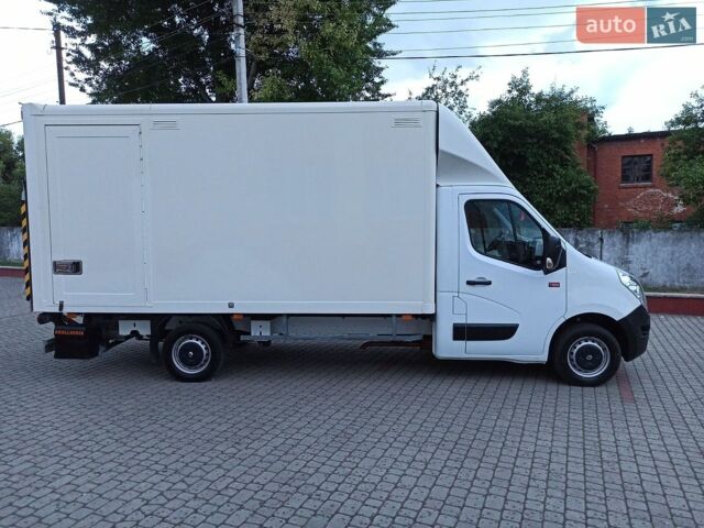 Белый Рено Мастер, объемом двигателя 2.3 л и пробегом 287 тыс. км за 16700 $, фото 7 на Automoto.ua