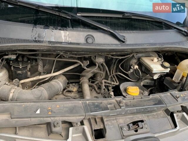 Белый Рено Мастер, объемом двигателя 2.3 л и пробегом 304 тыс. км за 18000 $, фото 12 на Automoto.ua