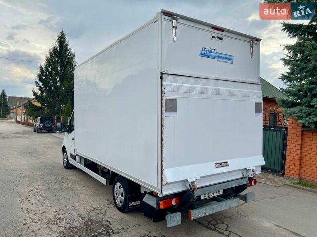 Белый Рено Мастер, объемом двигателя 2.3 л и пробегом 230 тыс. км за 20299 $, фото 3 на Automoto.ua