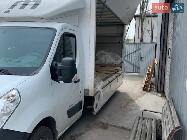 Белый Рено Мастер, объемом двигателя 2.3 л и пробегом 304 тыс. км за 18000 $, фото 2 на Automoto.ua