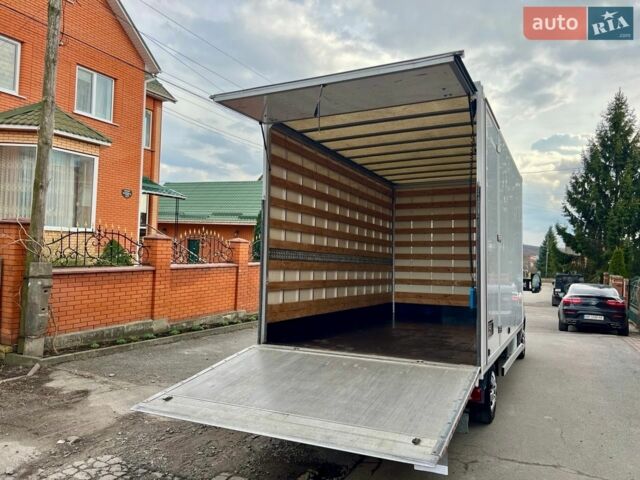 Белый Рено Мастер, объемом двигателя 2.3 л и пробегом 230 тыс. км за 20299 $, фото 16 на Automoto.ua