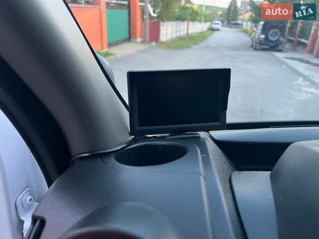 Білий Рено Мастєр, об'ємом двигуна 2.3 л та пробігом 195 тис. км за 20999 $, фото 15 на Automoto.ua